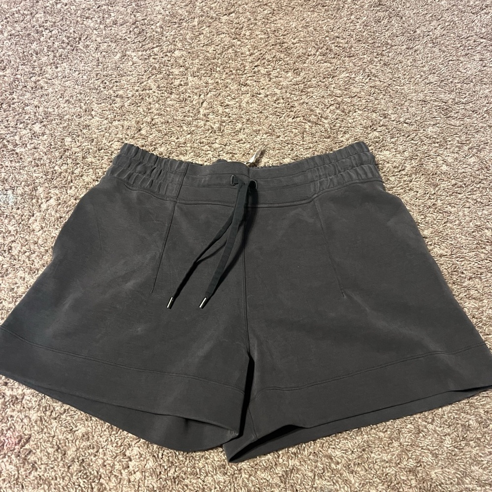 Lululemon softstreme shorts